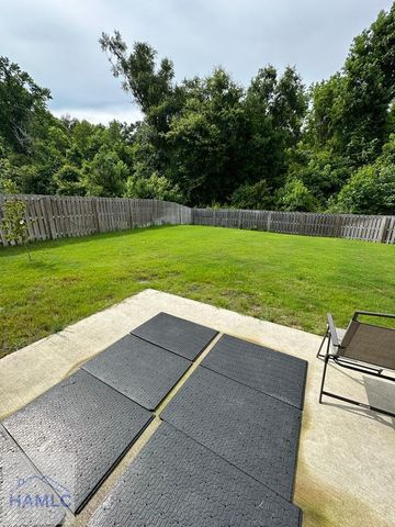 673 Fairview Circle, Hinesville, GA 31313