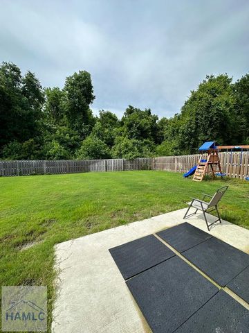 673 Fairview Circle, Hinesville, GA 31313