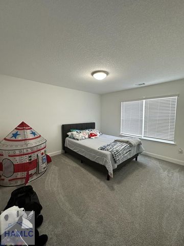 673 Fairview Circle, Hinesville, GA 31313
