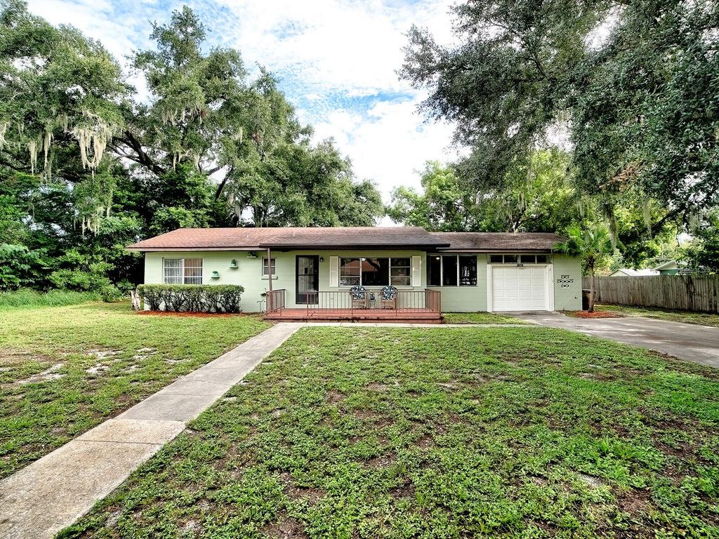 2269 SOUTHLAND ROAD, Mount Dora, FL 32757