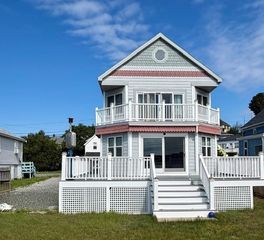 3 Moreland Avenue, Hull, MA 02045