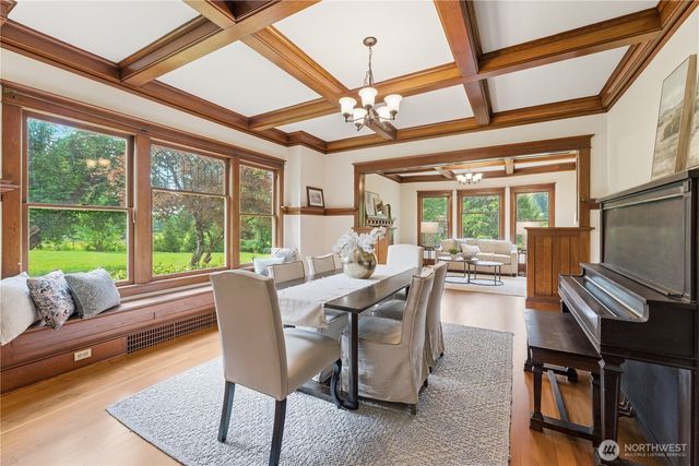 20015 NE 50th Street, Redmond, WA 98053