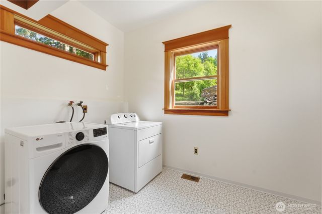 20015 NE 50th Street, Redmond, WA 98053