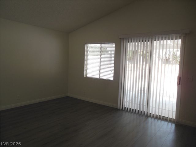 3305 Surfline Drive, Las Vegas, NV 89117