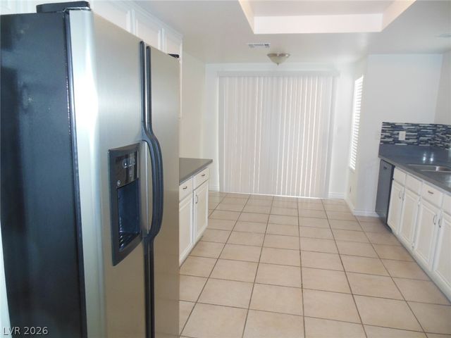 3305 Surfline Drive, Las Vegas, NV 89117
