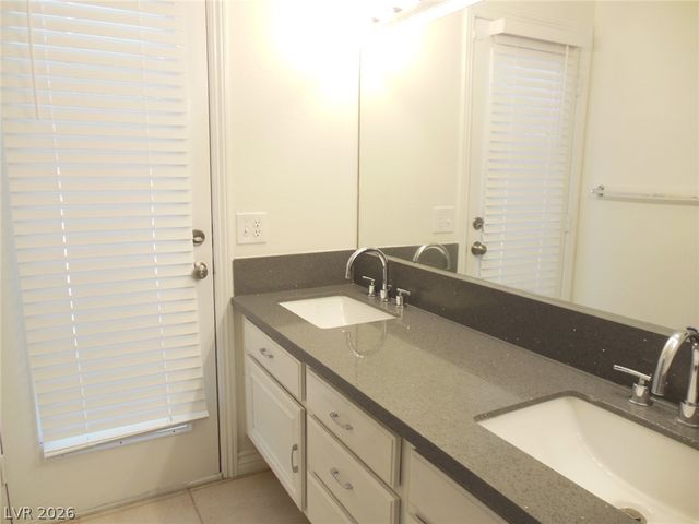 3305 Surfline Drive, Las Vegas, NV 89117