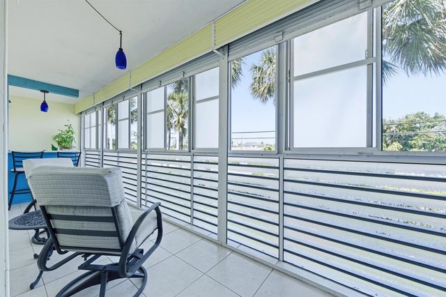 2534 Garden Drive S 203, Lake Worth, FL 33461