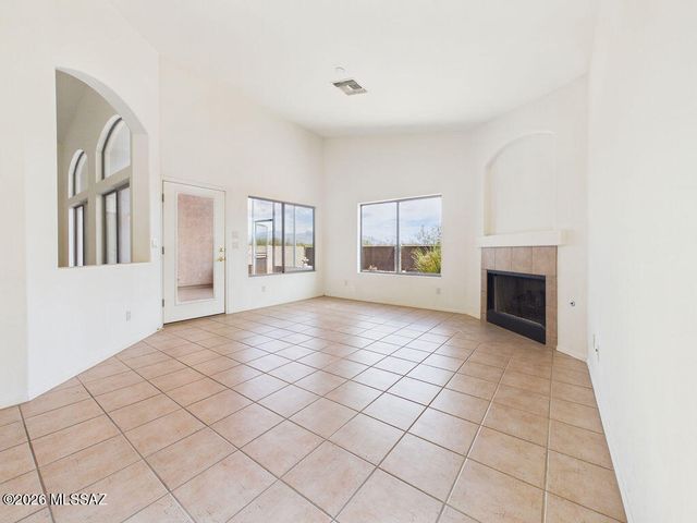 6074 W Millay Street, Tucson, AZ 85743