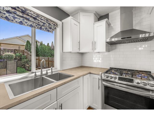 14428 BRITTANY Ter, Oregon City, OR 97045