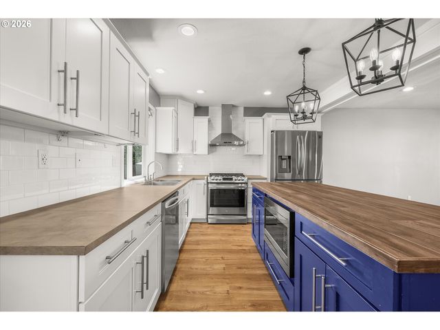 14428 BRITTANY Ter, Oregon City, OR 97045