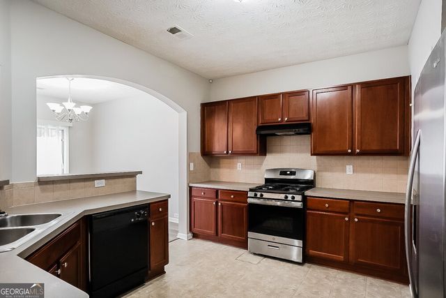 95 Golden Pine Road, Austell, GA 30168