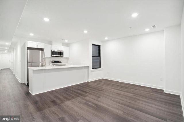 4021 HAVERFORD AVE, Philadelphia, PA 19104