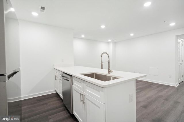 4021 HAVERFORD AVE, Philadelphia, PA 19104