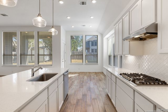 1523 Balcones Fault, New Braunfels, TX 78132