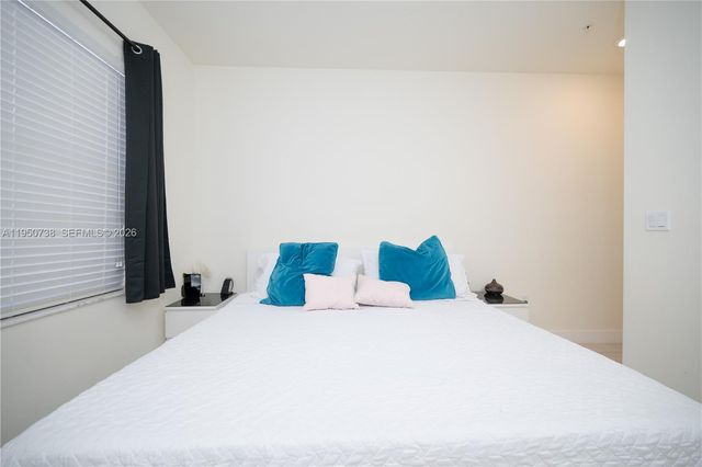 8031 NW 104th Ave 5, Doral, FL 33178