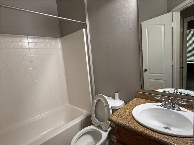 16126 Saxon Hollow Lane, Houston, TX 77084