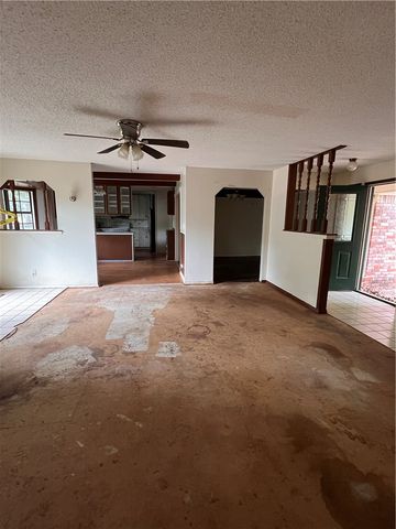 145 High Acres Drive, Russellville, AR 72802