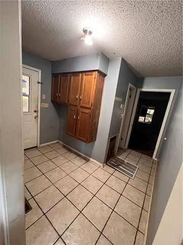 145 High Acres Drive, Russellville, AR 72802