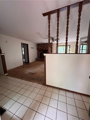 145 High Acres Drive, Russellville, AR 72802