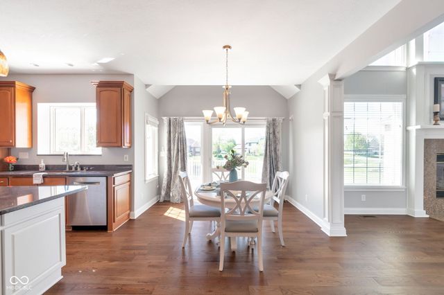 11752 Skyhawk Court, Fishers, IN 46037