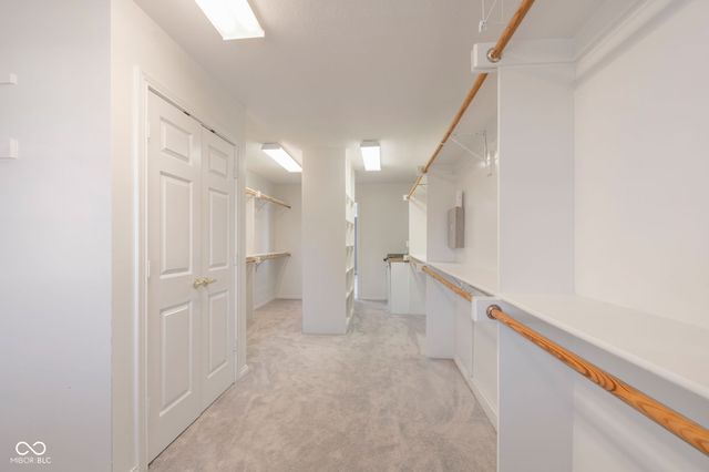 11752 Skyhawk Court, Fishers, IN 46037