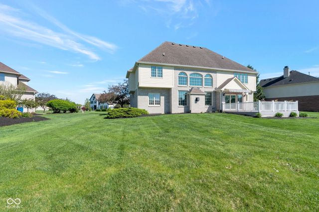 11752 Skyhawk Court, Fishers, IN 46037