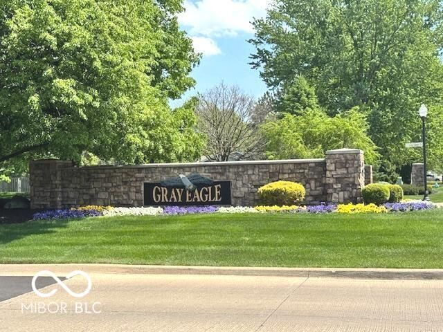 11752 Skyhawk Court, Fishers, IN 46037