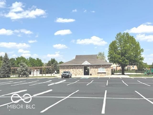 11752 Skyhawk Court, Fishers, IN 46037