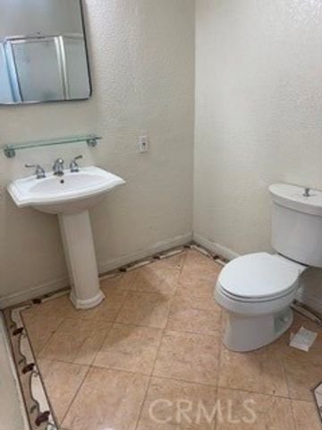 21310 Hiawatha, Chatsworth, CA 91311