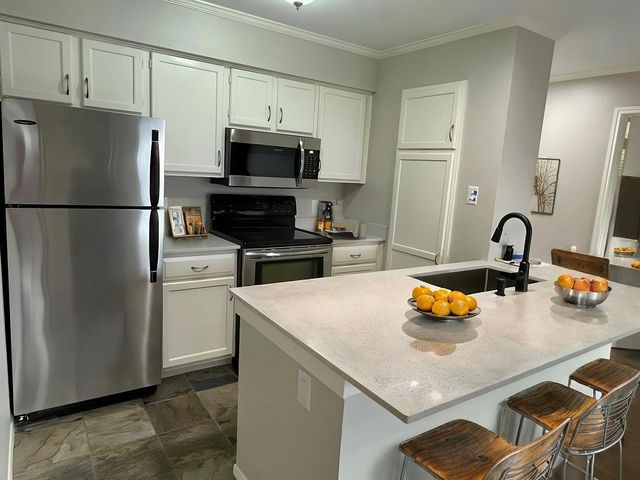 8888 Tallwood DR 2309, Austin, TX 78759