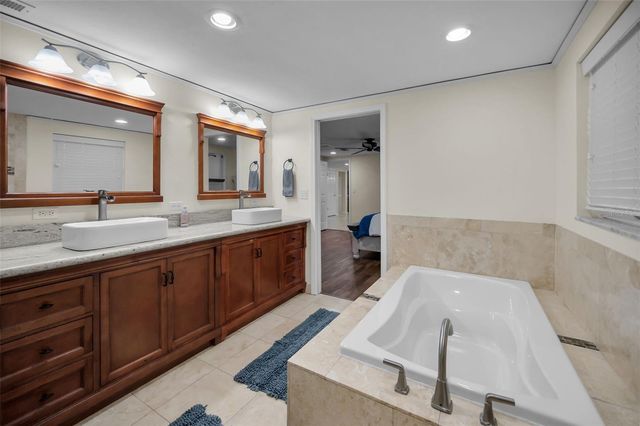 9351 DELRAY DRIVE, New Port Richey, FL 34654