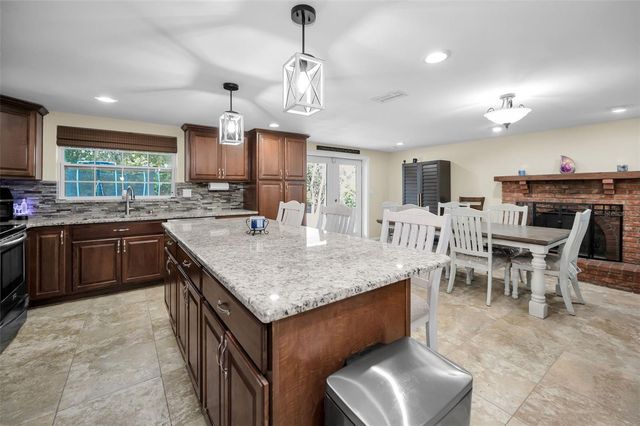 9351 DELRAY DRIVE, New Port Richey, FL 34654