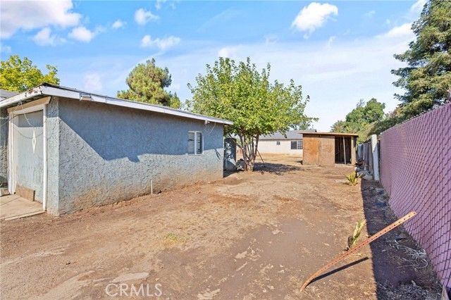 1692 N Beverly, Porterville, CA 93257