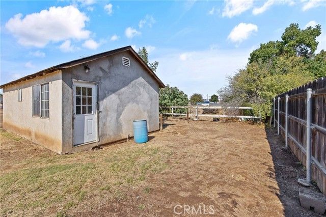 1692 N Beverly, Porterville, CA 93257