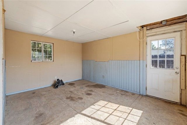 1692 N Beverly, Porterville, CA 93257