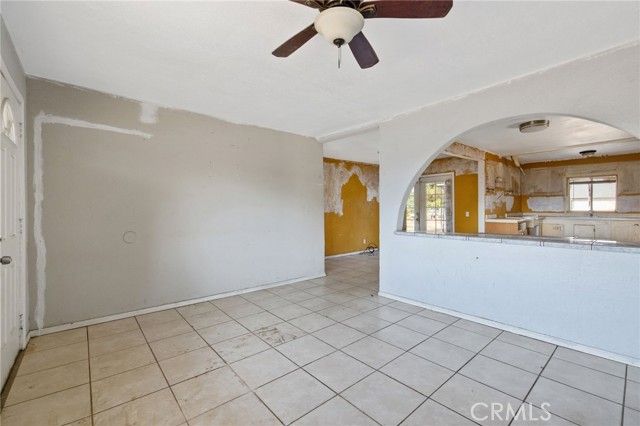 1692 N Beverly, Porterville, CA 93257