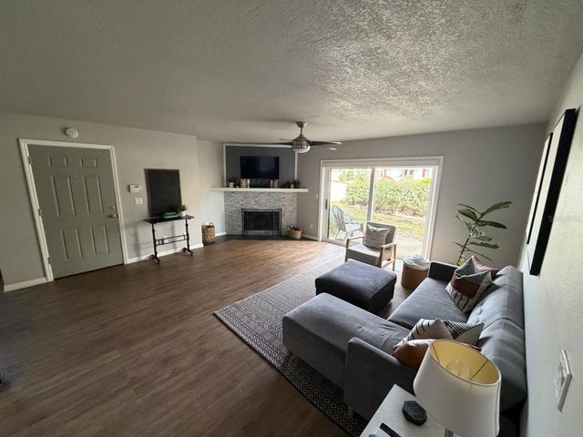 110 KILLARNEY BAY COURT 1, Winter Park, FL 32789