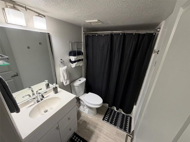 110 KILLARNEY BAY COURT 1, Winter Park, FL 32789