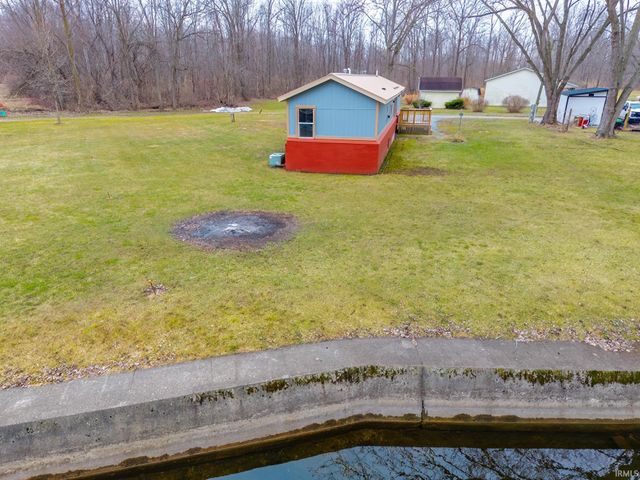 2205 E 770 S Road, Wolcottville, IN 46795