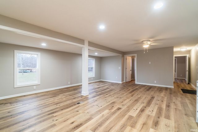 2205 E 770 S Road, Wolcottville, IN 46795