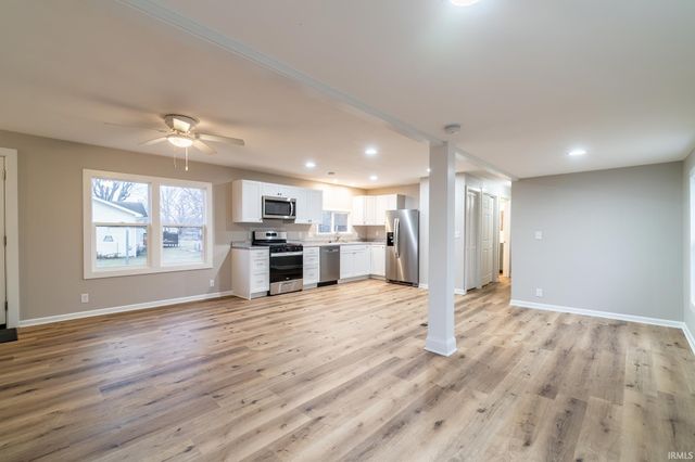 2205 E 770 S Road, Wolcottville, IN 46795