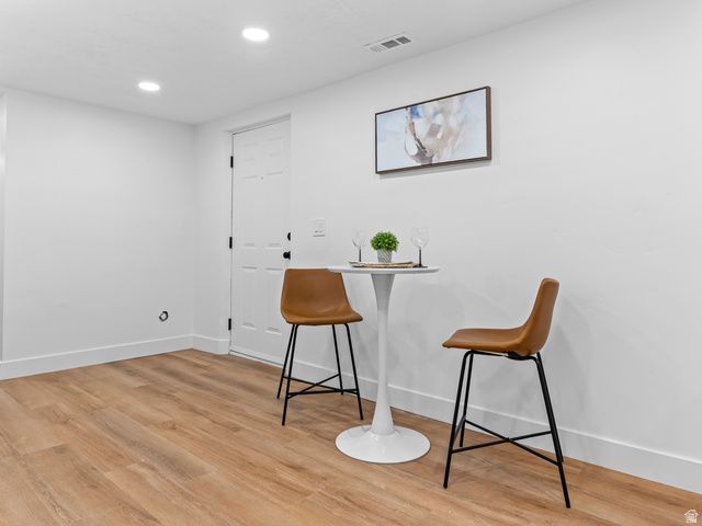 5245 S 900 E, Murray, UT 84117