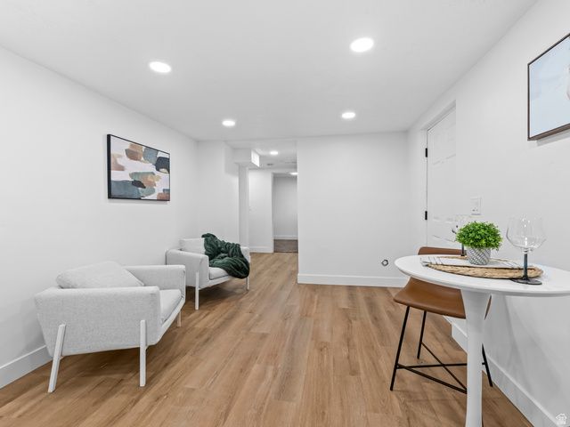 5245 S 900 E, Murray, UT 84117