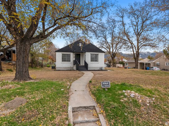 5245 S 900 E, Murray, UT 84117