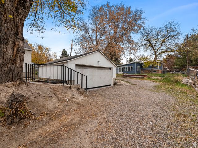5245 S 900 E, Murray, UT 84117