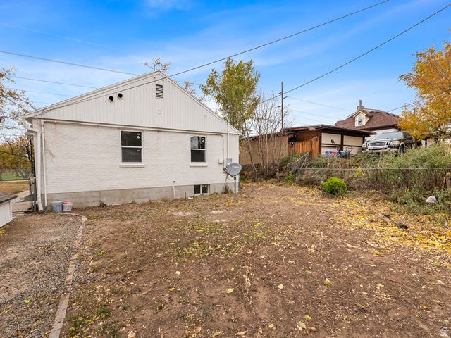 5245 S 900 E, Murray, UT 84117