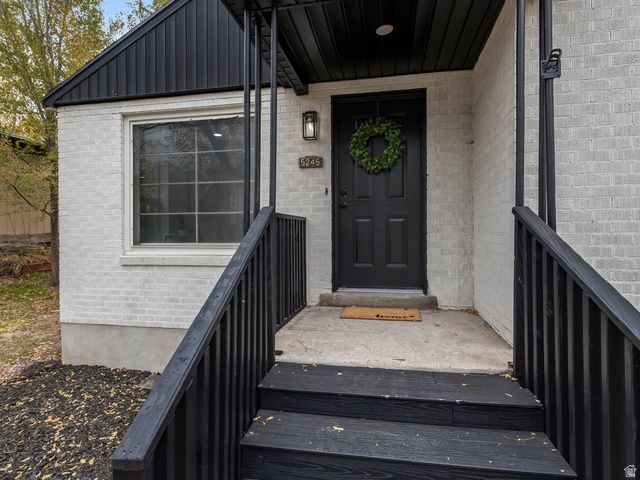 5245 S 900 E, Murray, UT 84117