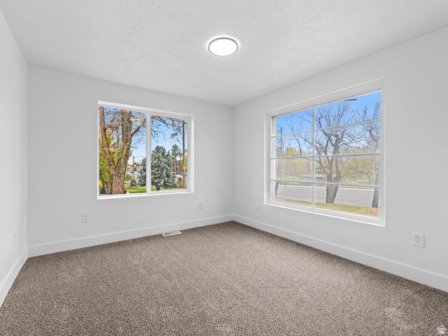 5245 S 900 E, Murray, UT 84117