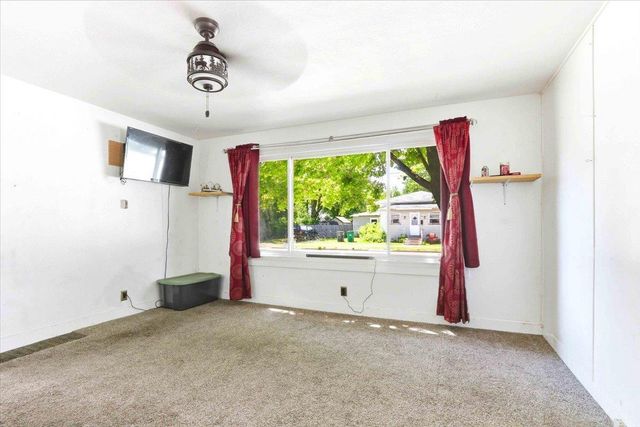 1010 WASHINGTON STREET, Wisconsin Rapids, WI 54494