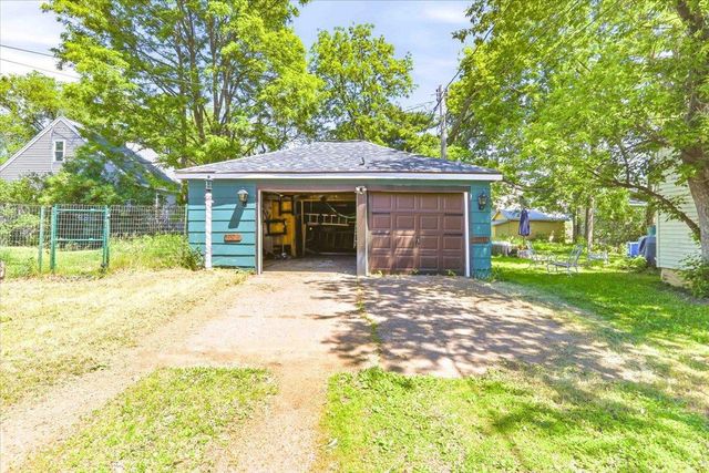 1010 WASHINGTON STREET, Wisconsin Rapids, WI 54494
